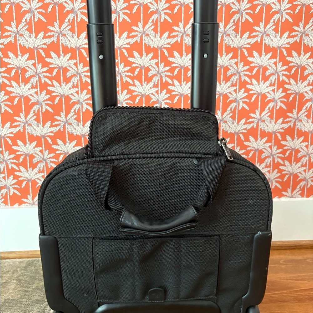 VTG TUMI Rolling Briefcase Wheeled Laptop Bag Carry-On Ballistic Nylon 2 Wheel - Picture 5 of 10
